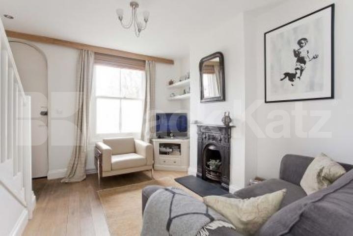 			Unique Cottage in Central Crouch End, 2 Bedroom, 1 bath, 1 reception House			 Topsfield Cottages, Crouch End